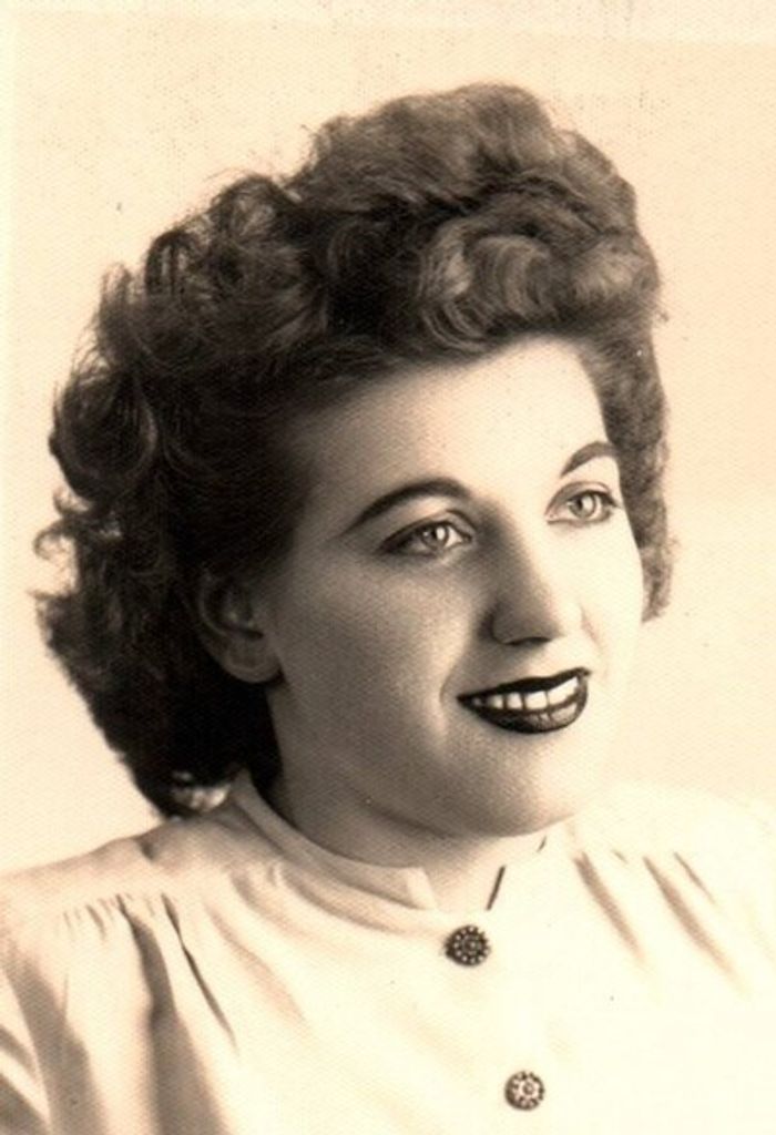 Julia Mellor Profile Photo