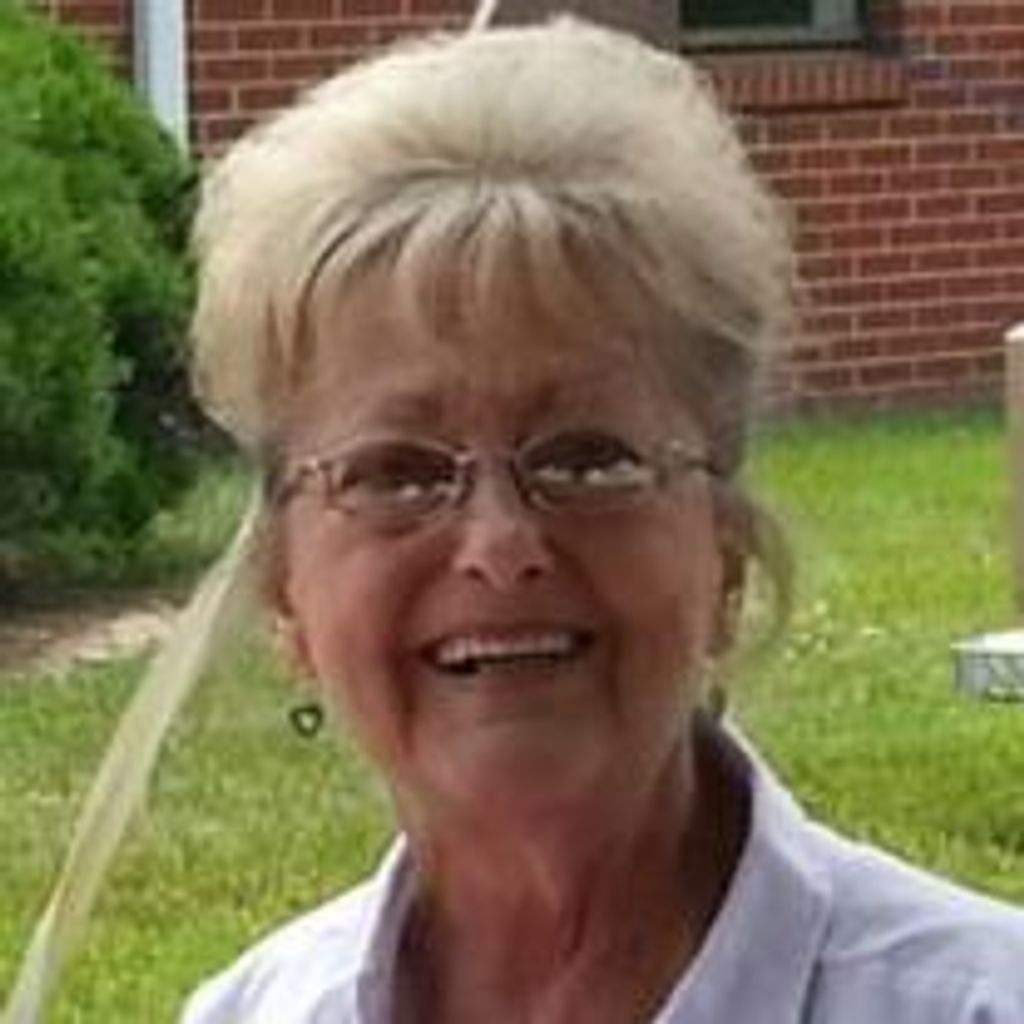 Hattie Nellis Profile Photo