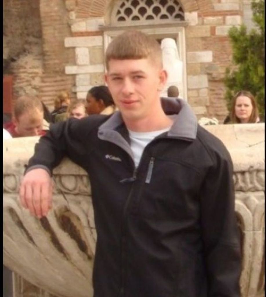Dustin Andrew Roberts Profile Photo