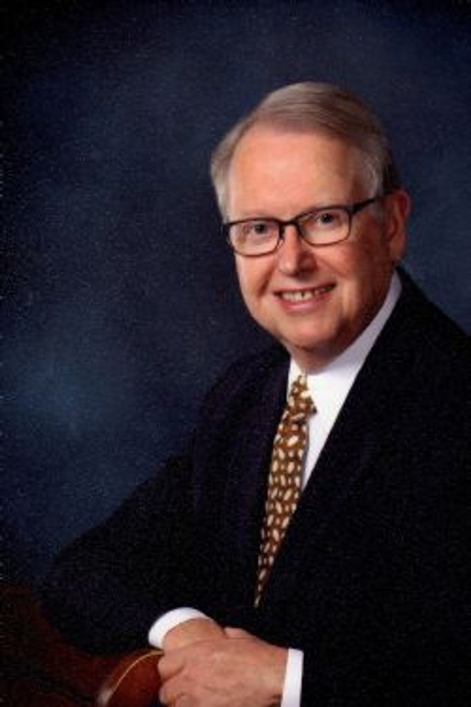 Earl Sanders "Sandy" Elliott, Jr. Profile Photo