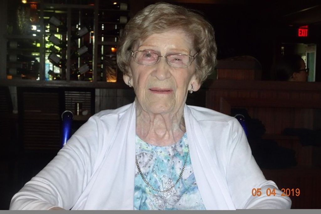 Charlotte Elisabeth Musslewhite Profile Photo