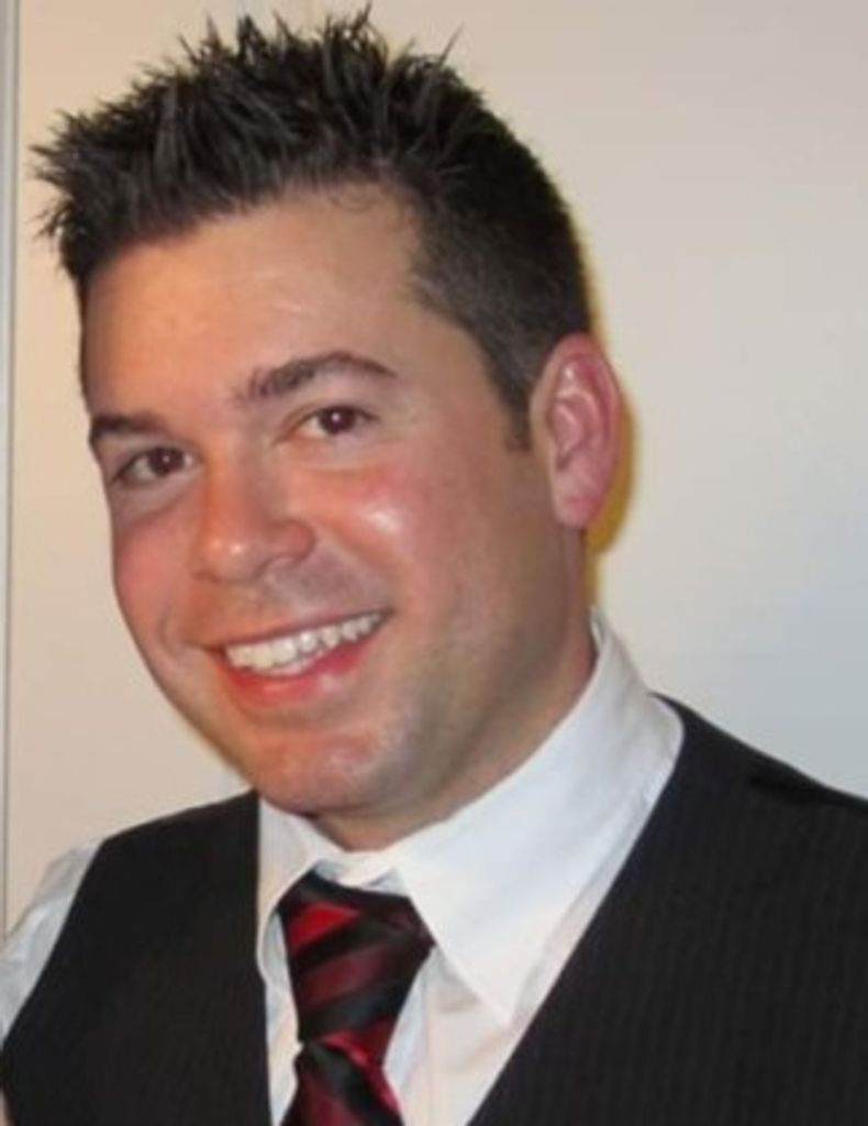 Tim Simmons