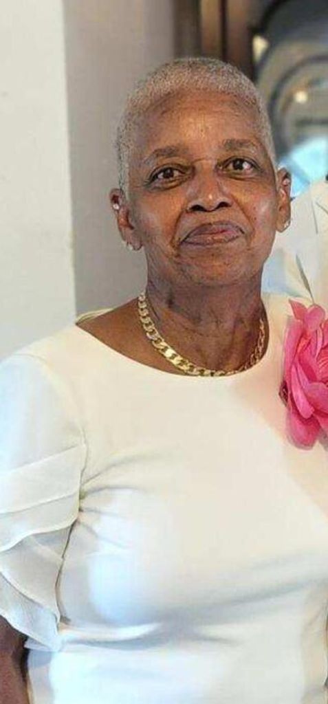 Deborah Yvonne Lewis Profile Photo