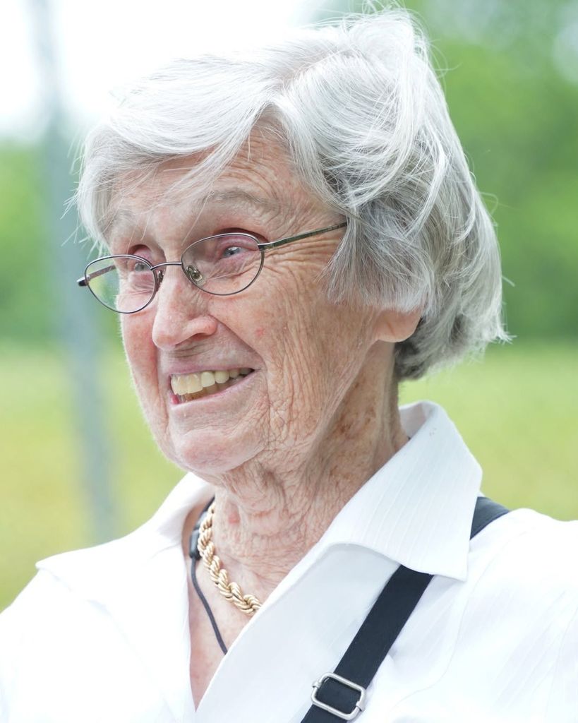 Sally Campbell Woodhall Profile Photo