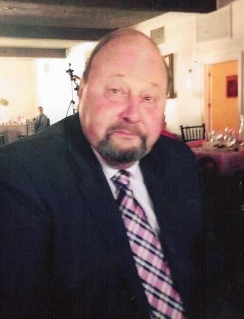 Walter L. Kellogg Profile Photo