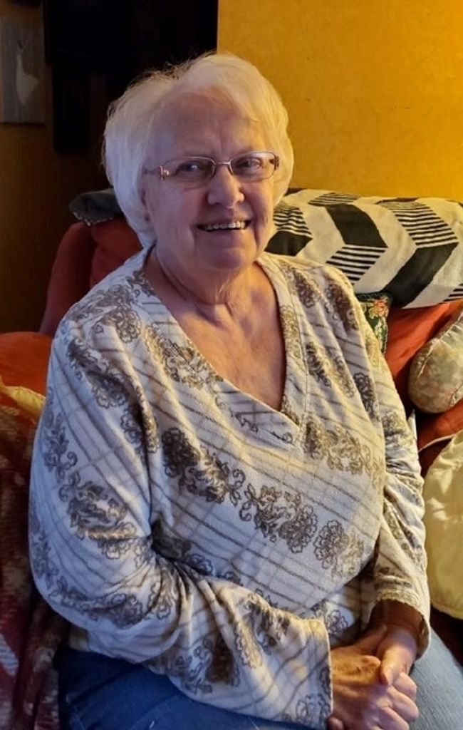 Anne Elizabeth Bennett Profile Photo