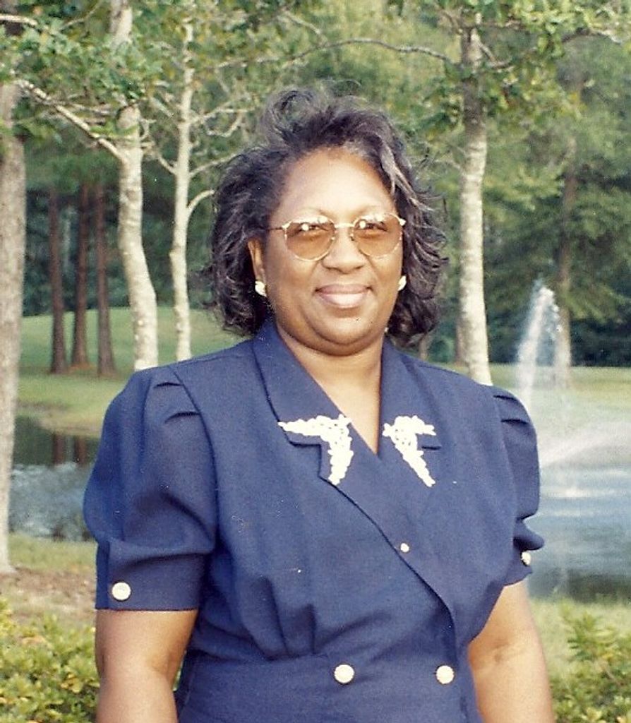 Mrs.  Anna  Hewett Miller