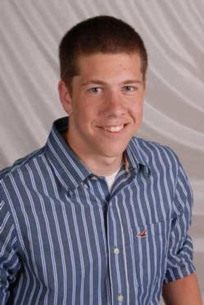 Zachary Gray Luchsinger