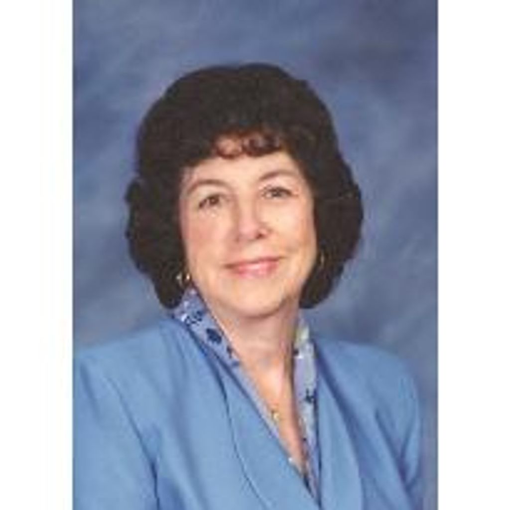 Nora Holland