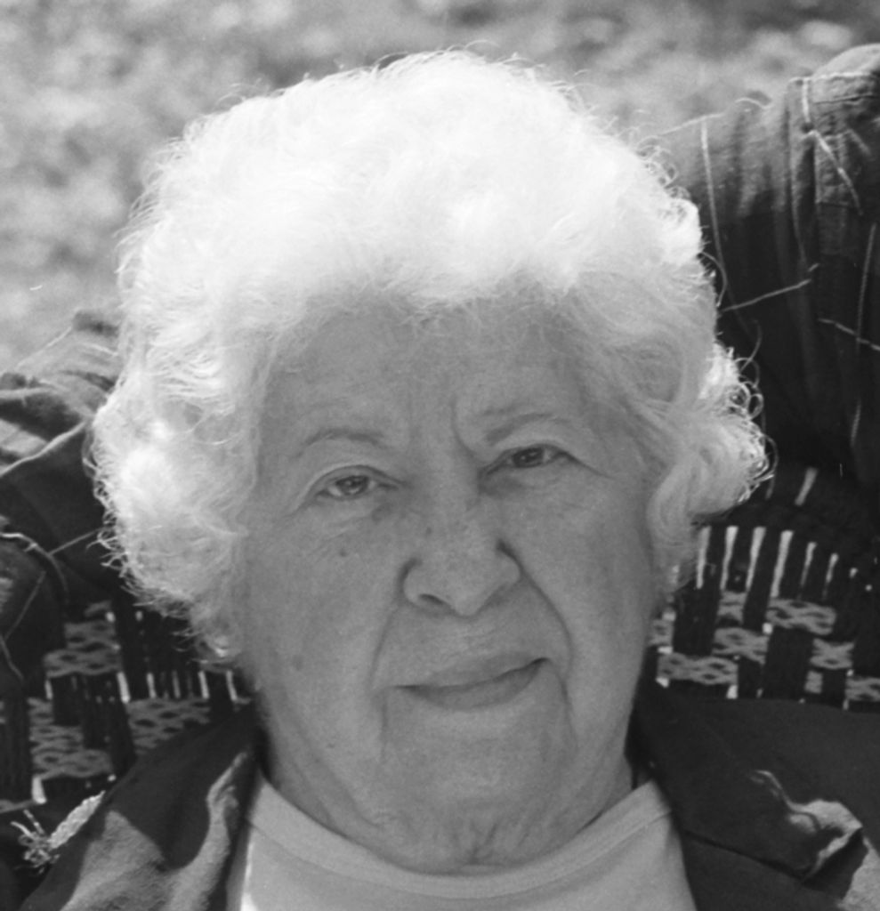 Pearl Marlos Profile Photo