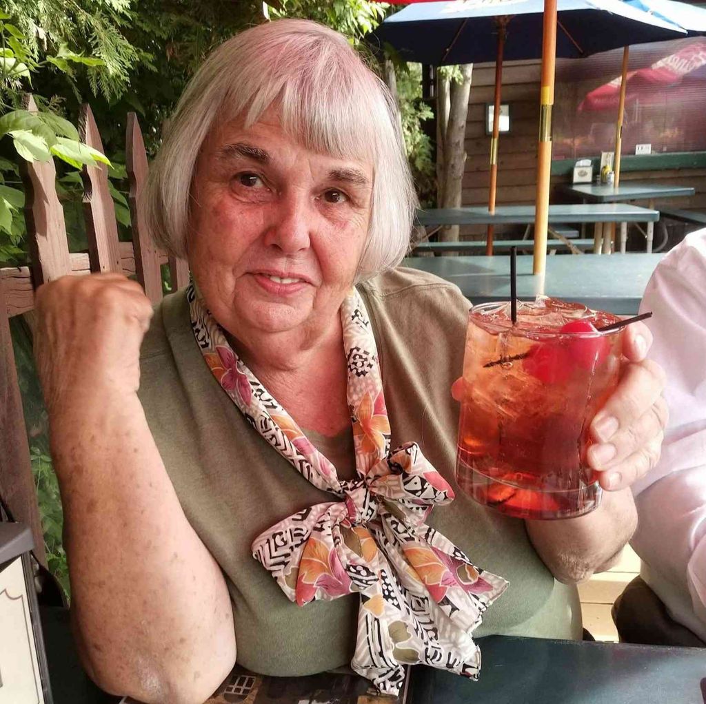 Lynda Smith Profile Photo