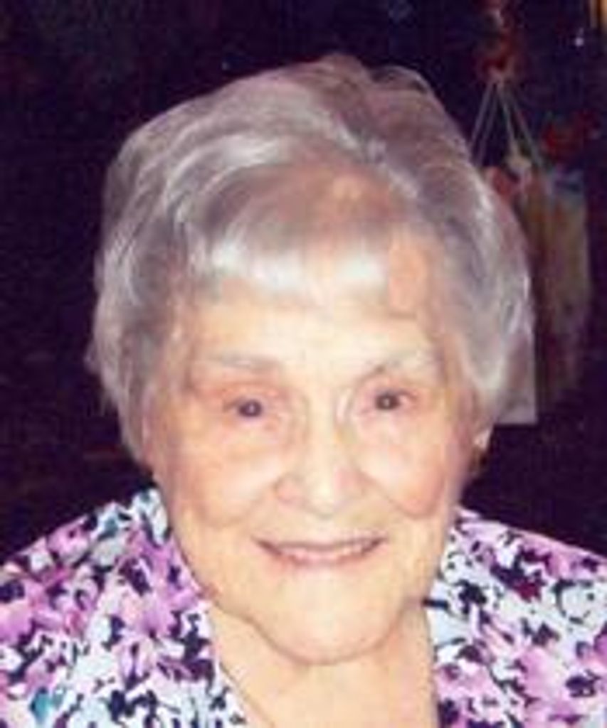 Delphina "Del" Souza