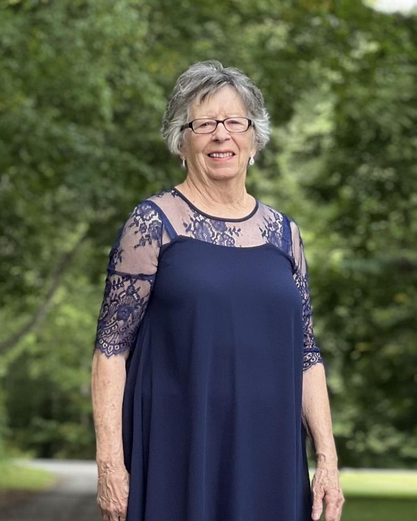 Lesley H Davis Profile Photo