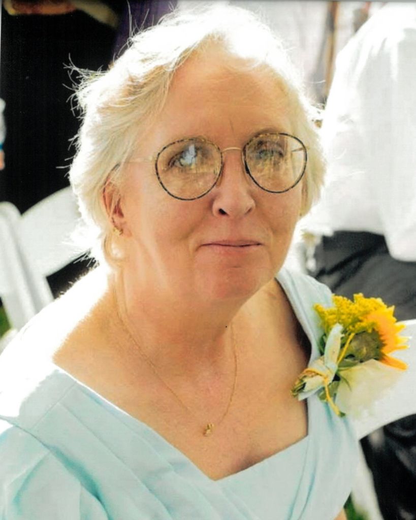 Carolyn Crawford Lyon Profile Photo