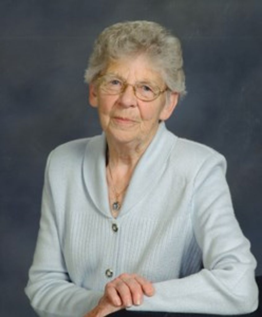Lois L Wendl