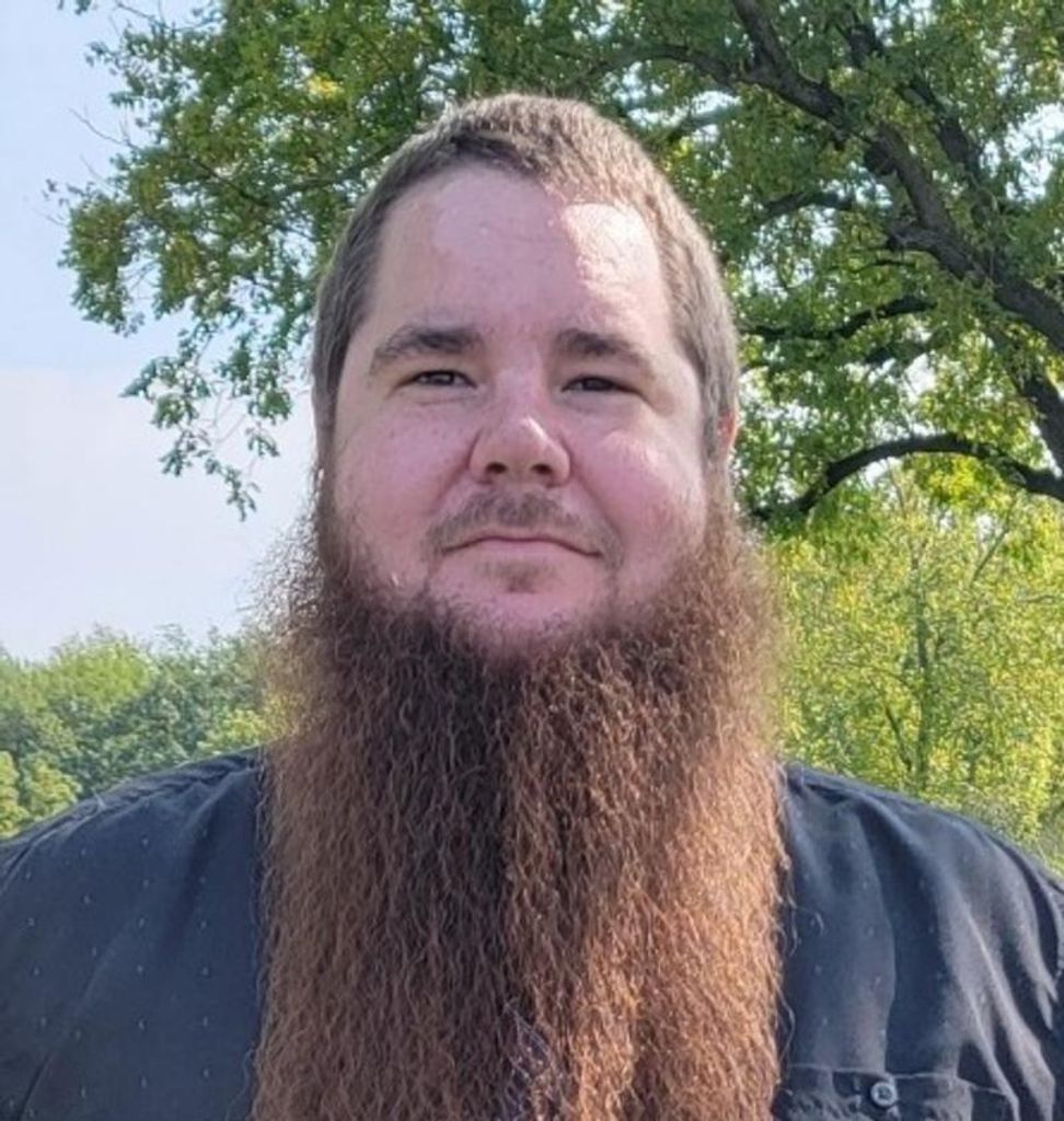 Aaron Daniel Roeller Profile Photo