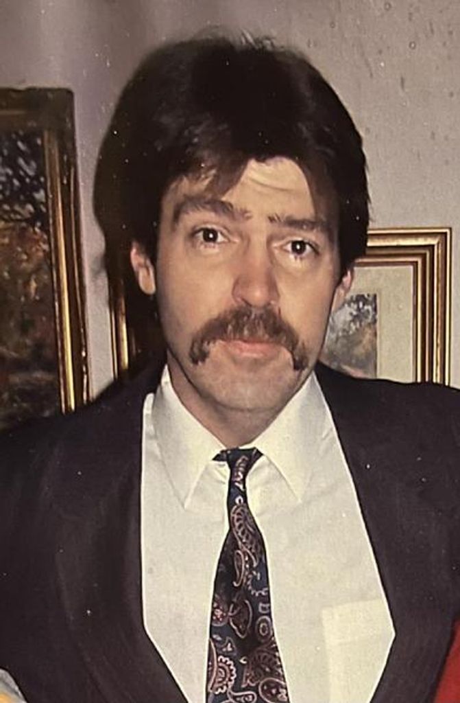Eddie Harry Profile Photo