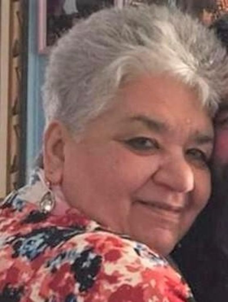 Carmen Larriuz Profile Photo