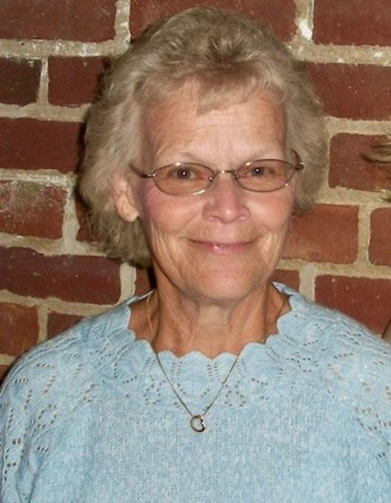 Carolyn J. (Stephens)  Seymour