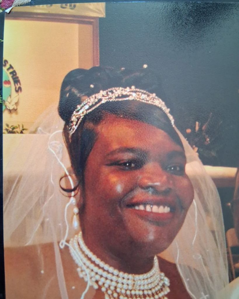 Delline Vanderhorst Profile Photo