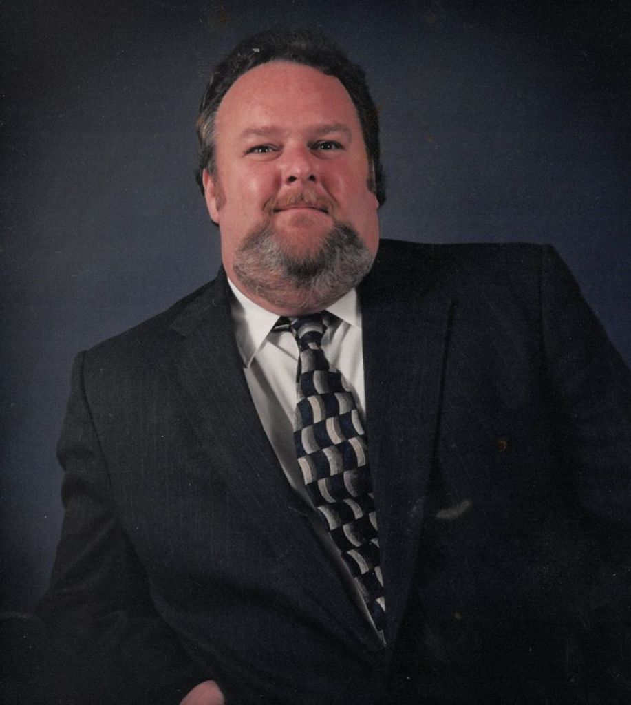Lee Elliott