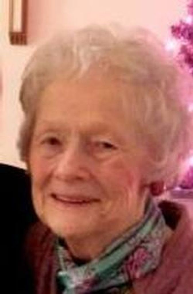Helen "Tena" Vrabel Profile Photo