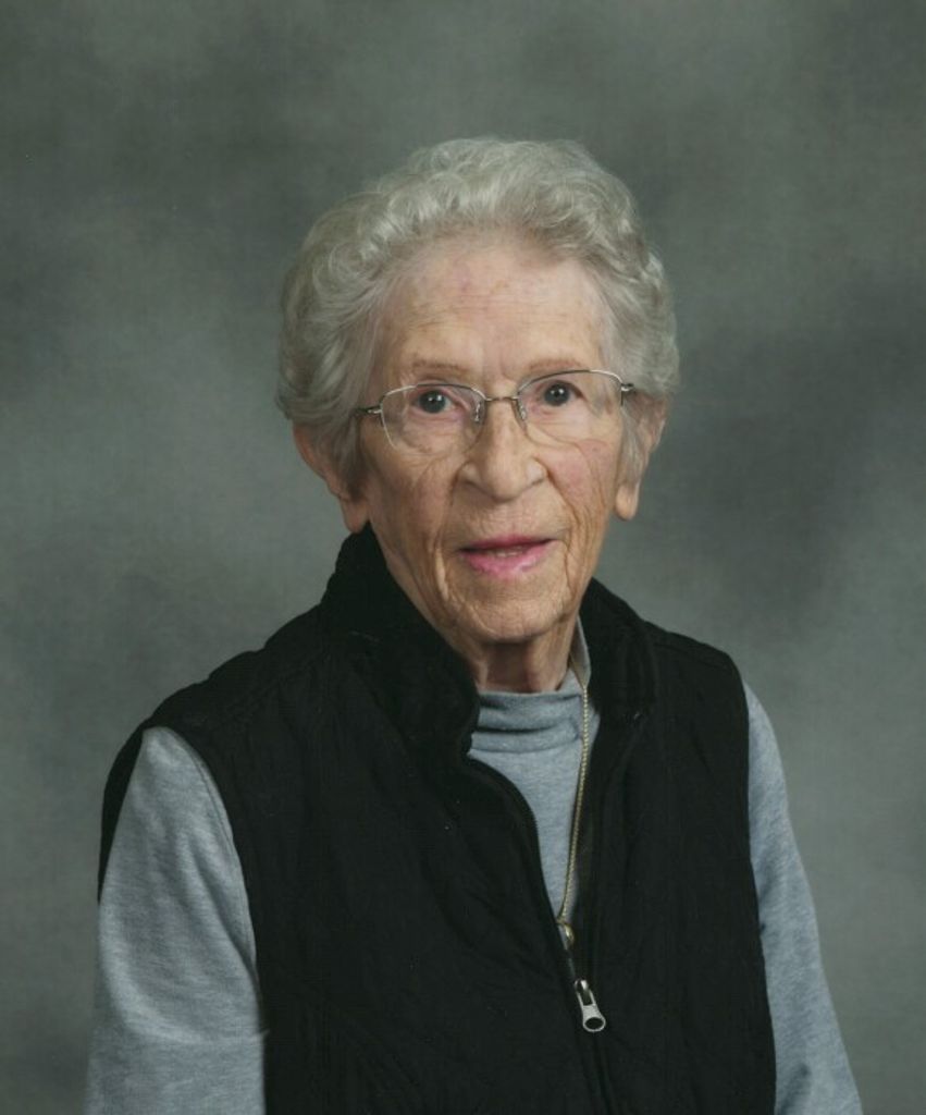 Carolyn M. (Esker)  Carmichael