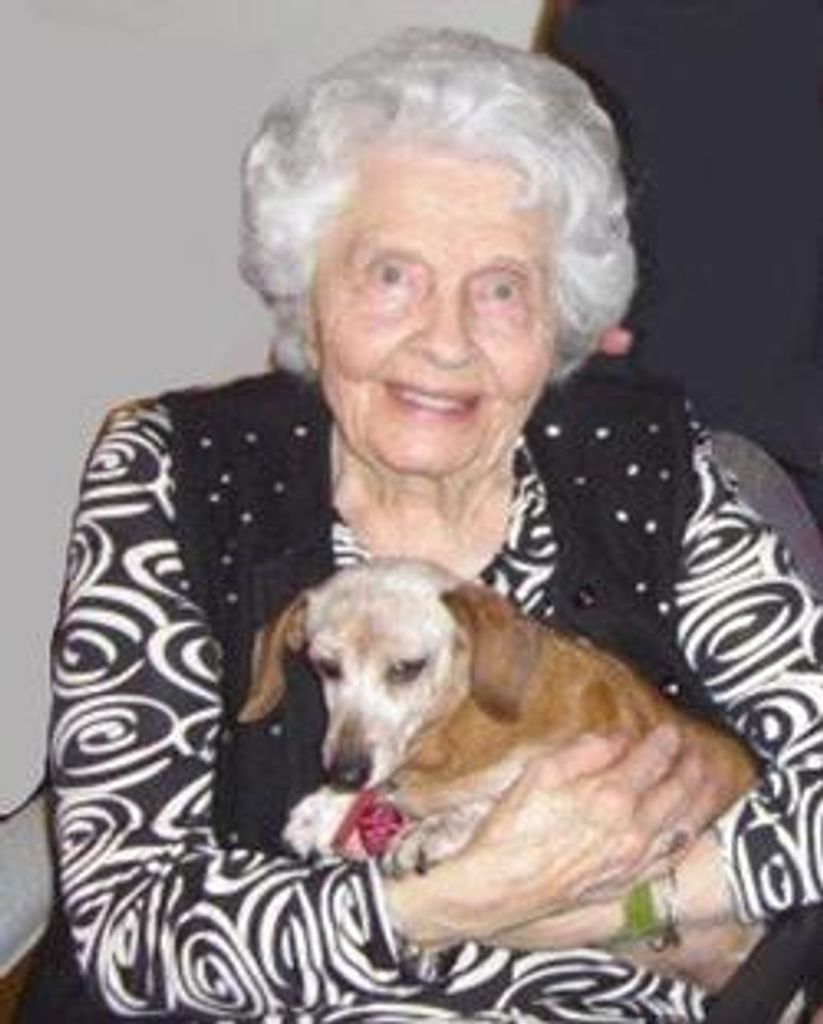 Sylvia Oetter Schmidt Profile Photo