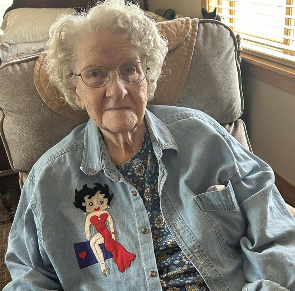 Betty Mae Ostlund Profile Photo