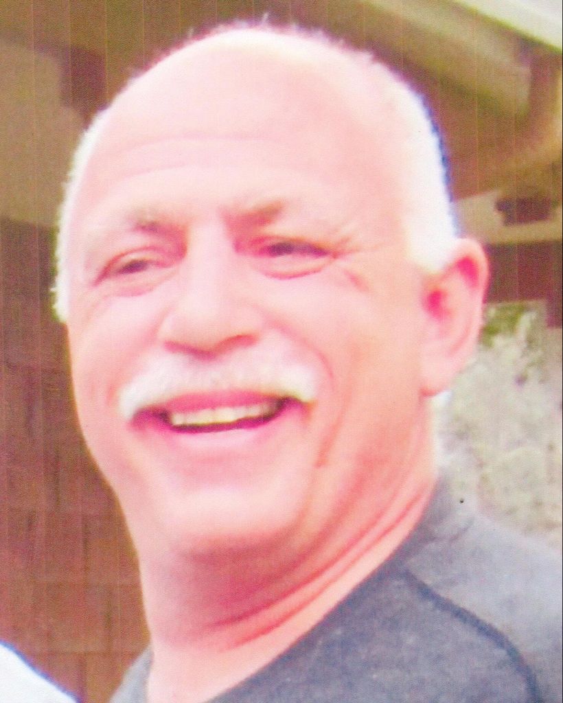 Bradley Eric Snyder