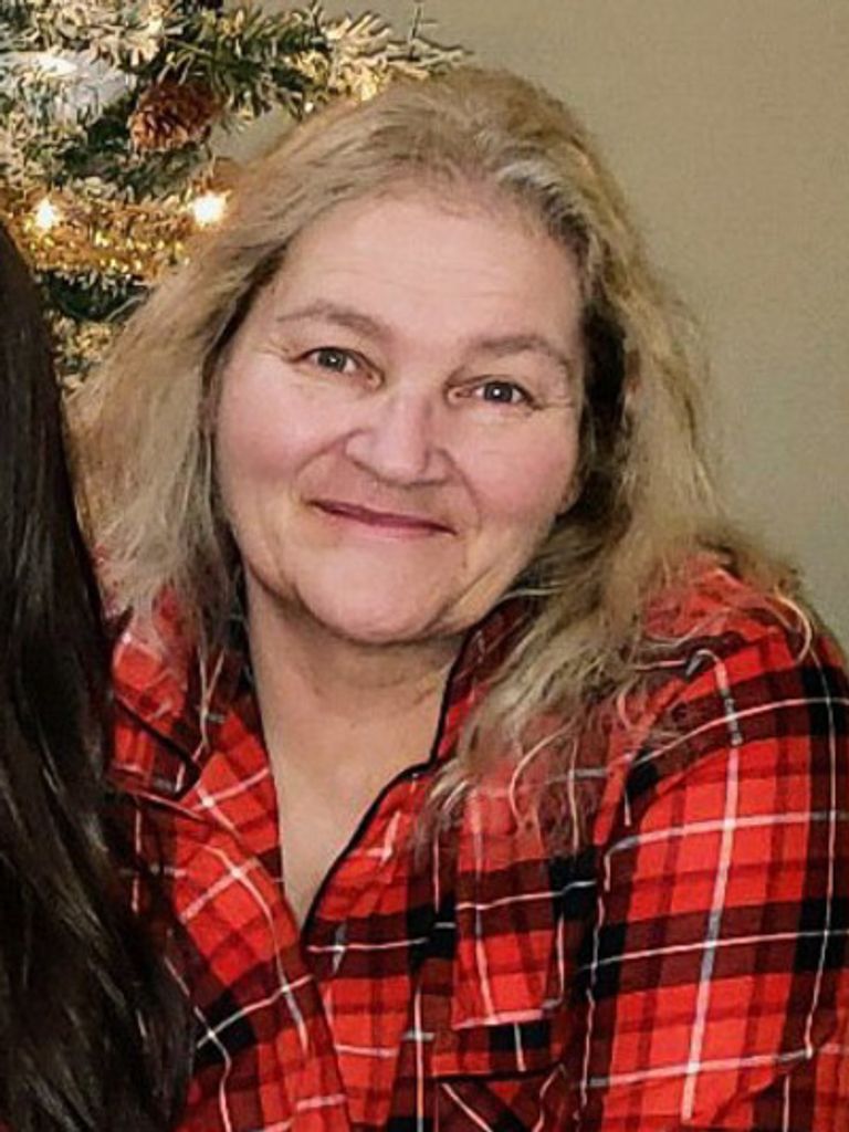 Mary Dawn Lyons Profile Photo