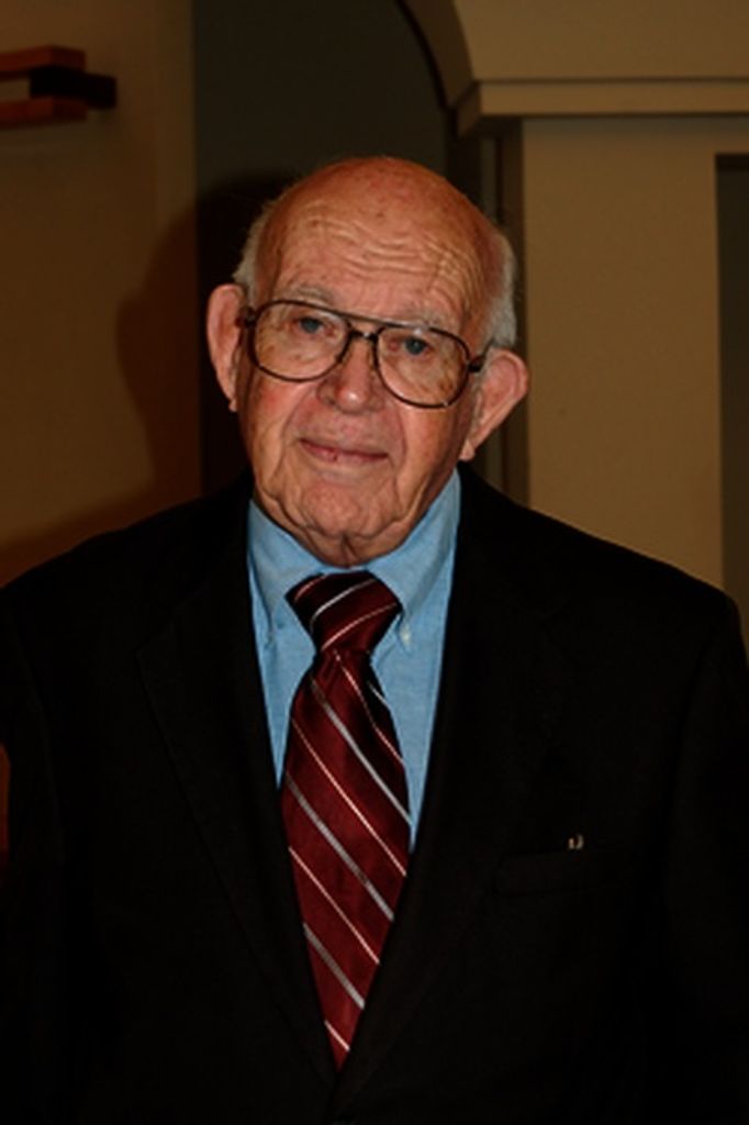 Rev. Robert P Seater Profile Photo