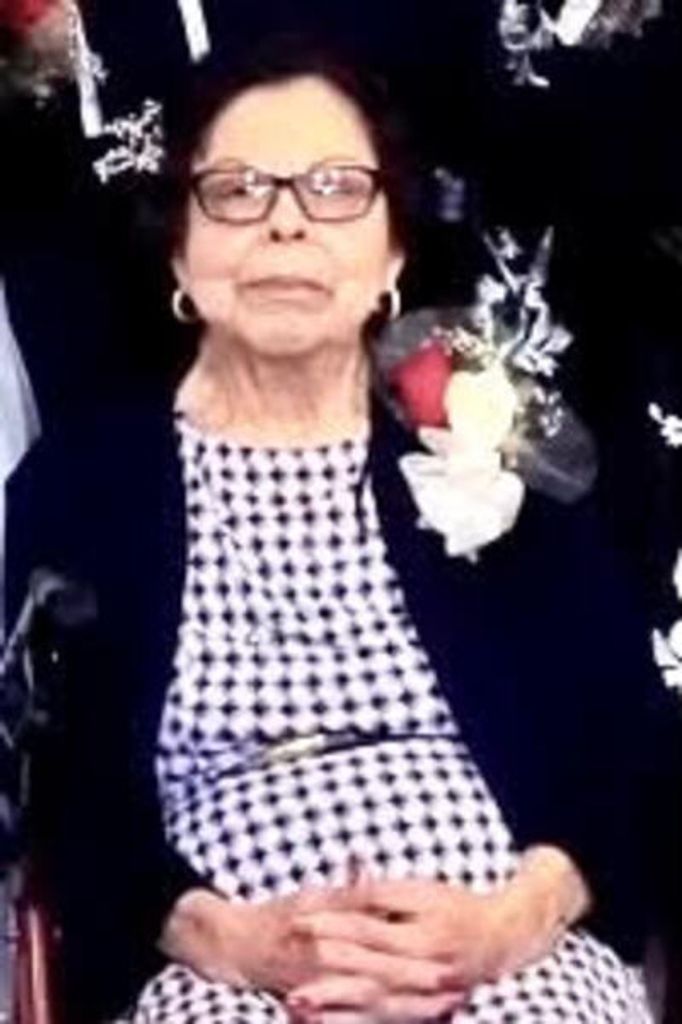 Maria Elena Tovar Profile Photo