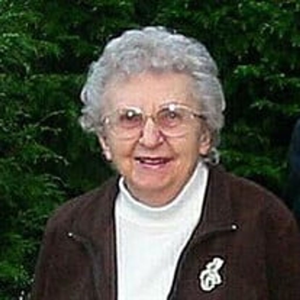 Loretta J Dansey
