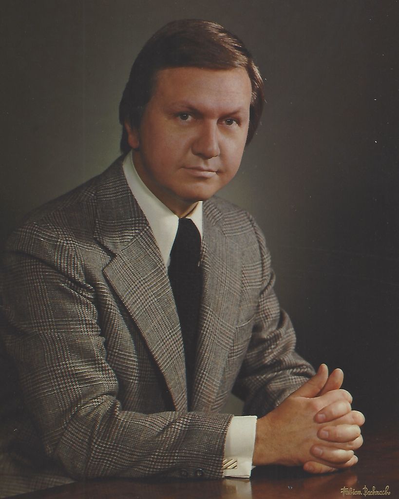 Mitchell Kozikowski
