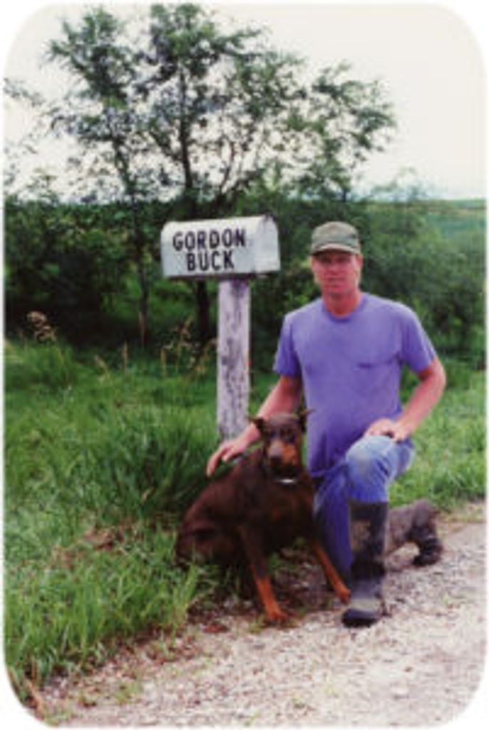 Gordon Lee Buck