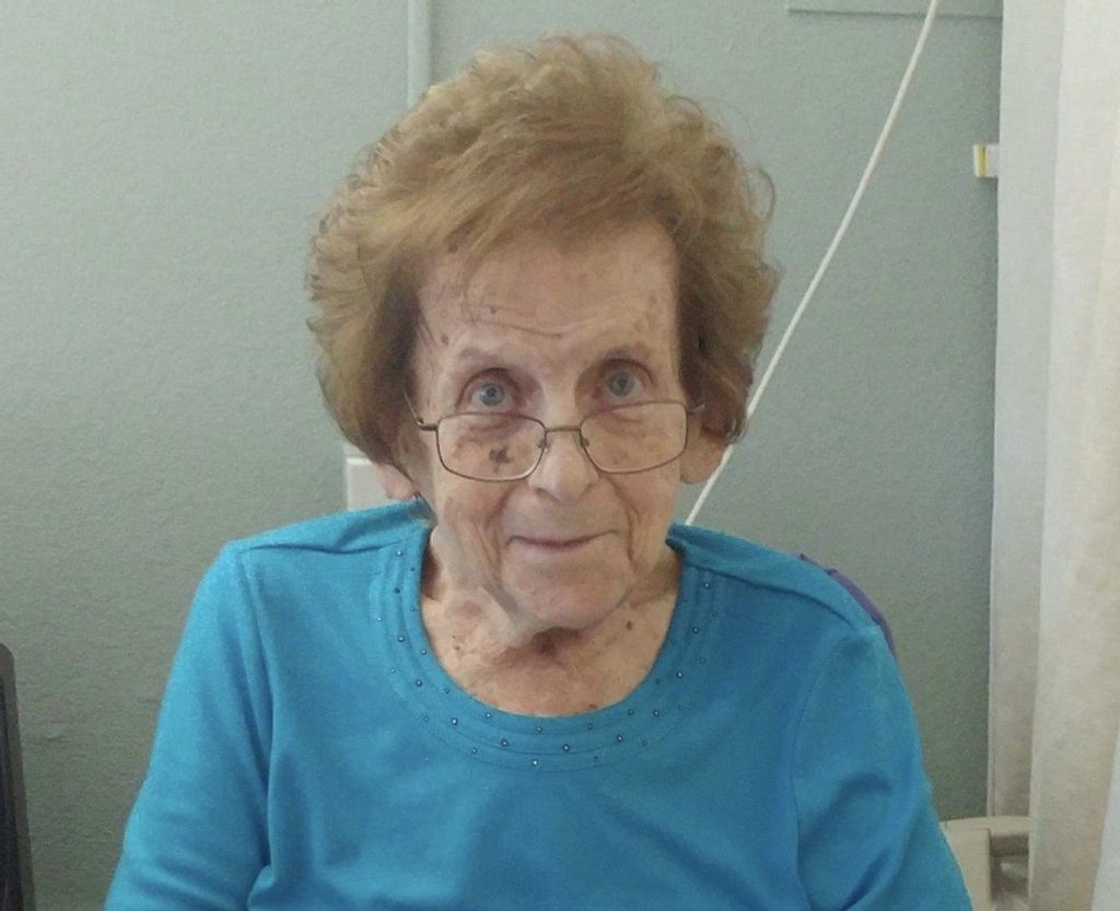 Carolyn Roberta Courson