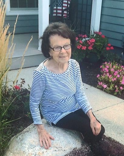 Donna E. Klinker's obituary image