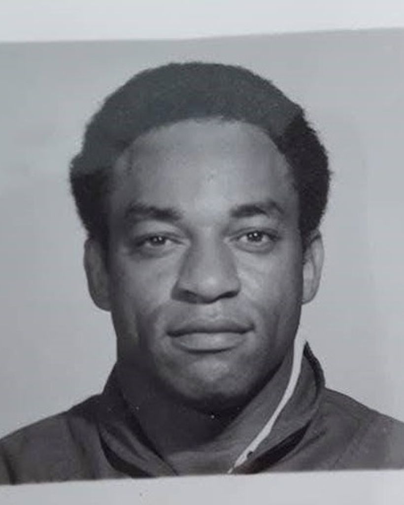 Bobby Earl Bottoms Profile Photo