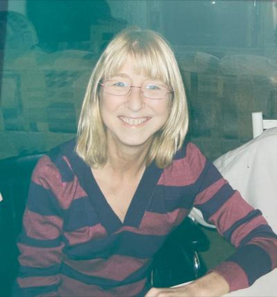 Connie Ejarque Profile Photo