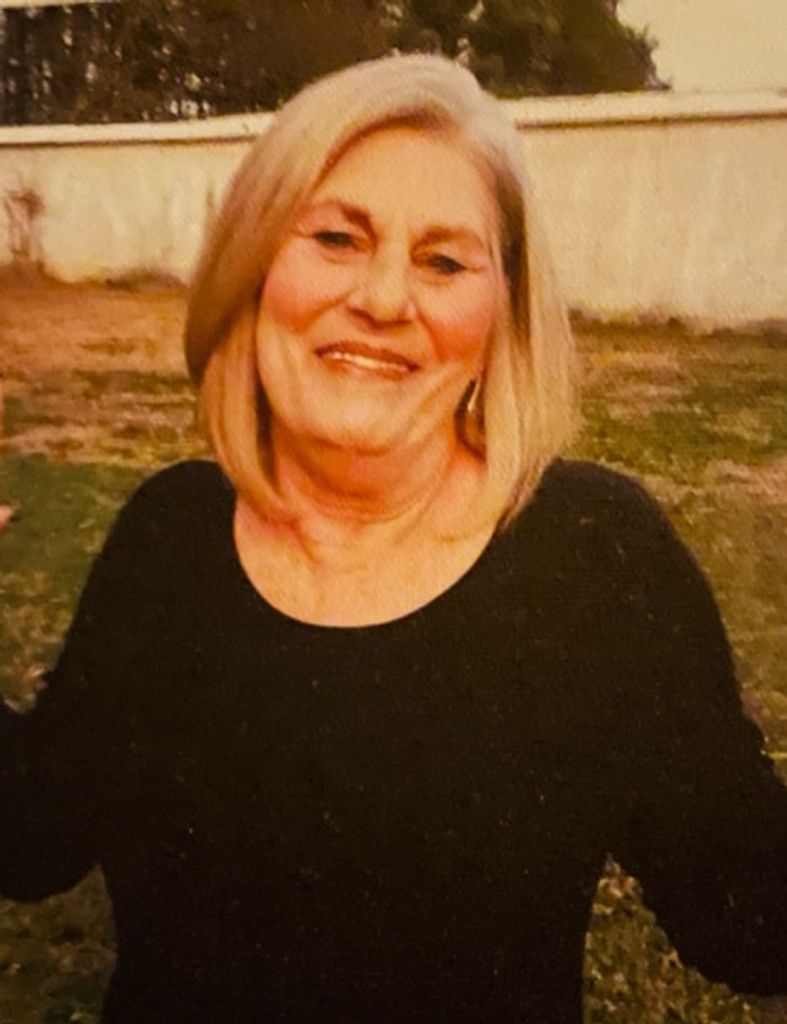 Sandra Lee Gibson