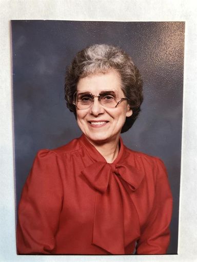 Lois Benner photo gallery thumbnail 2 of 5