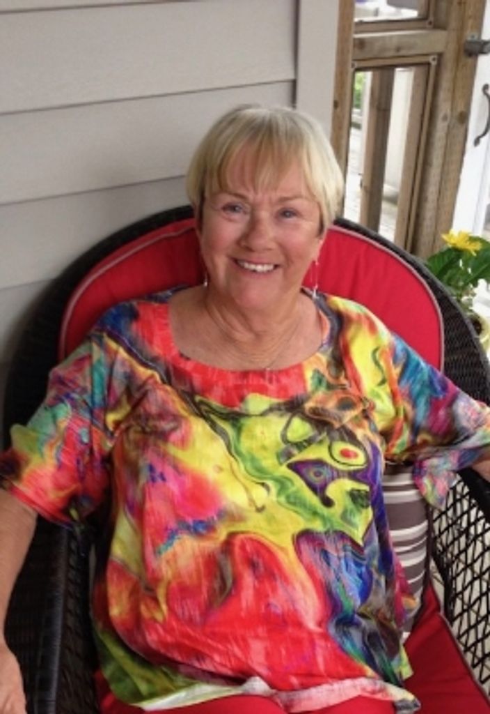 Linda Scott Smith