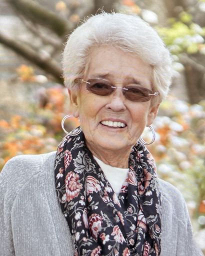 Linda Fox Profile Photo