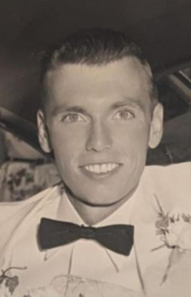 William E. Lampreau Profile Photo