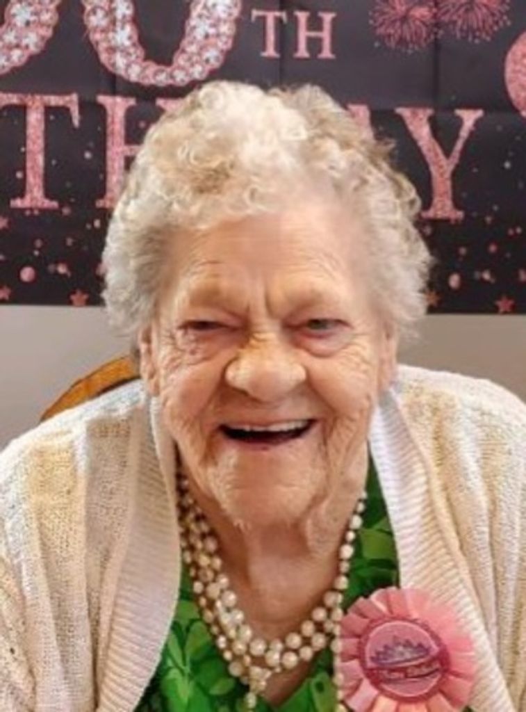 Elvina Busse Profile Photo