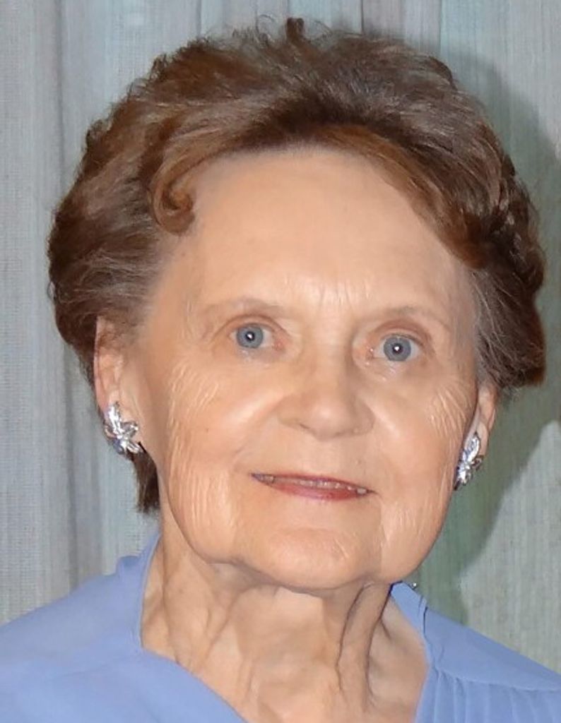 Joanne M. (Fuller)  Viegut