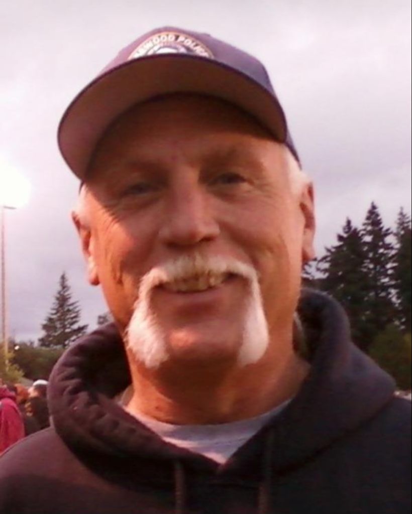 Brad Roland Smith Profile Photo