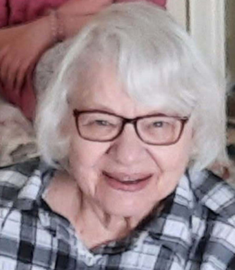 Louise Wickline Profile Photo