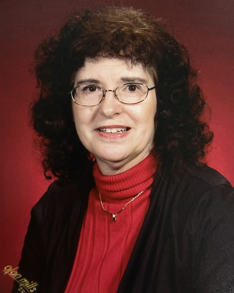 Carol Elwood Profile Photo